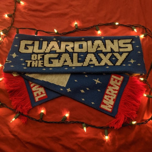 Marvel Other - Guardians of the Galaxy/Baby Groot Scarf